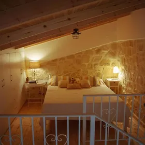 The Secret Ontas, Traditional Stone House Ρέθυμνο